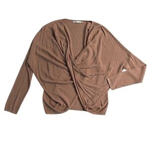 Prana Cascade twist front top size small in blush color